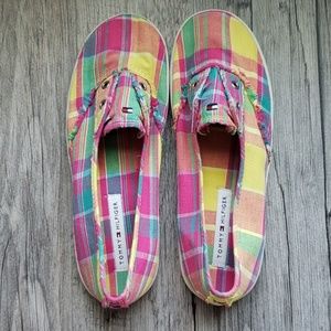 NWOT Preppy plaid shoes Tommy Hilfiger sorority